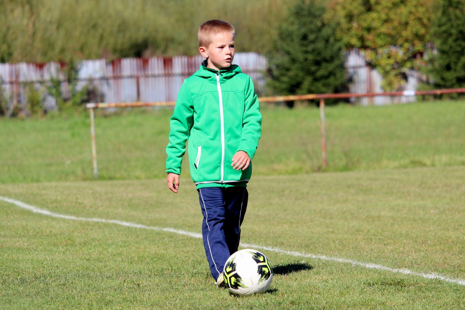 Canon EF-S 55-250mm F4-5.6 IS STM sample photo. Football, boy, child photography