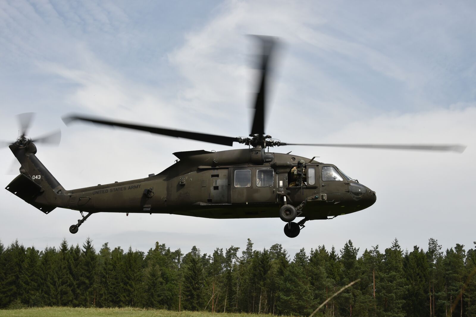 Nikon D4S sample photo. Army, soldiers, helicopter photography