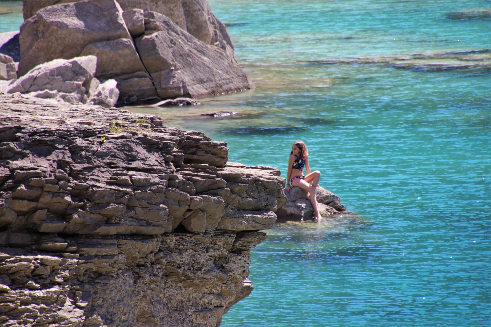 Canon EOS 80D sample photo. Meeting, rocks, water photography