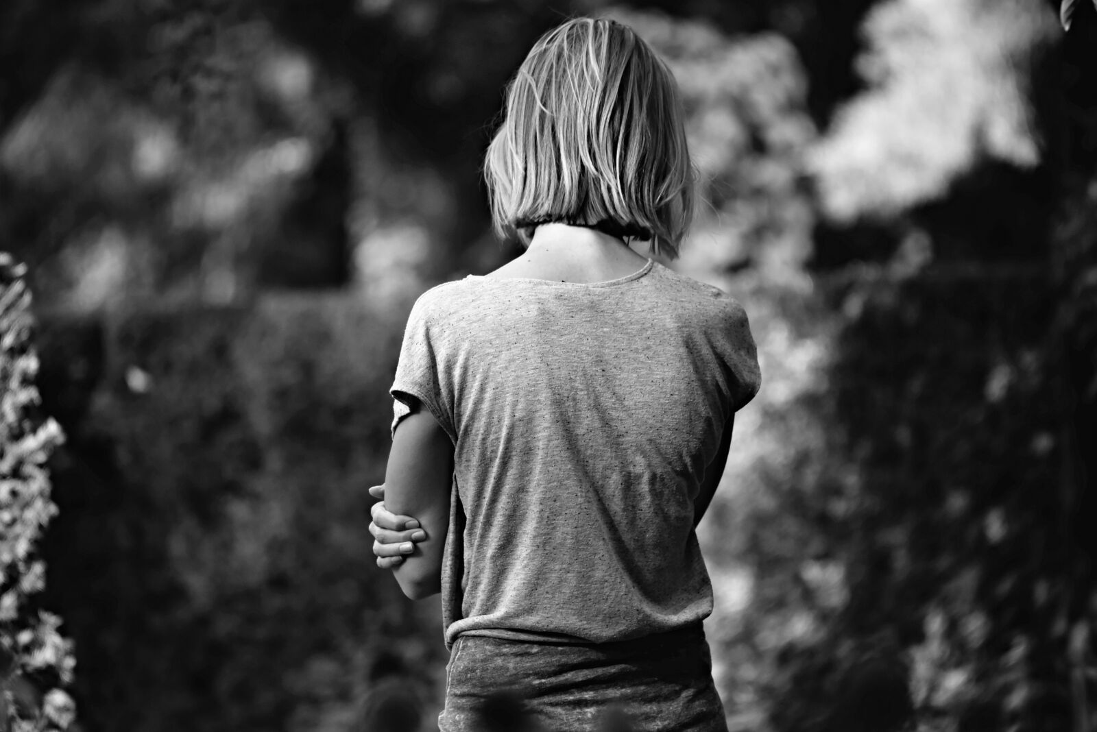 Nikon D750 sample photo. Woman, person, solitary photography