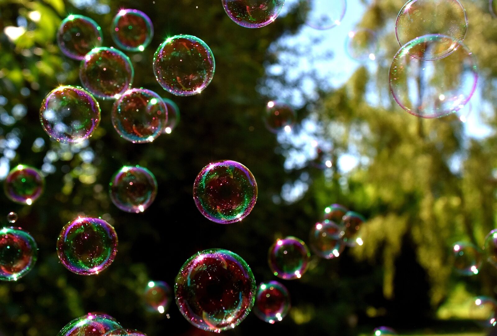 Nikon D7200 sample photo. Soap bubbles, colorful, flying photography