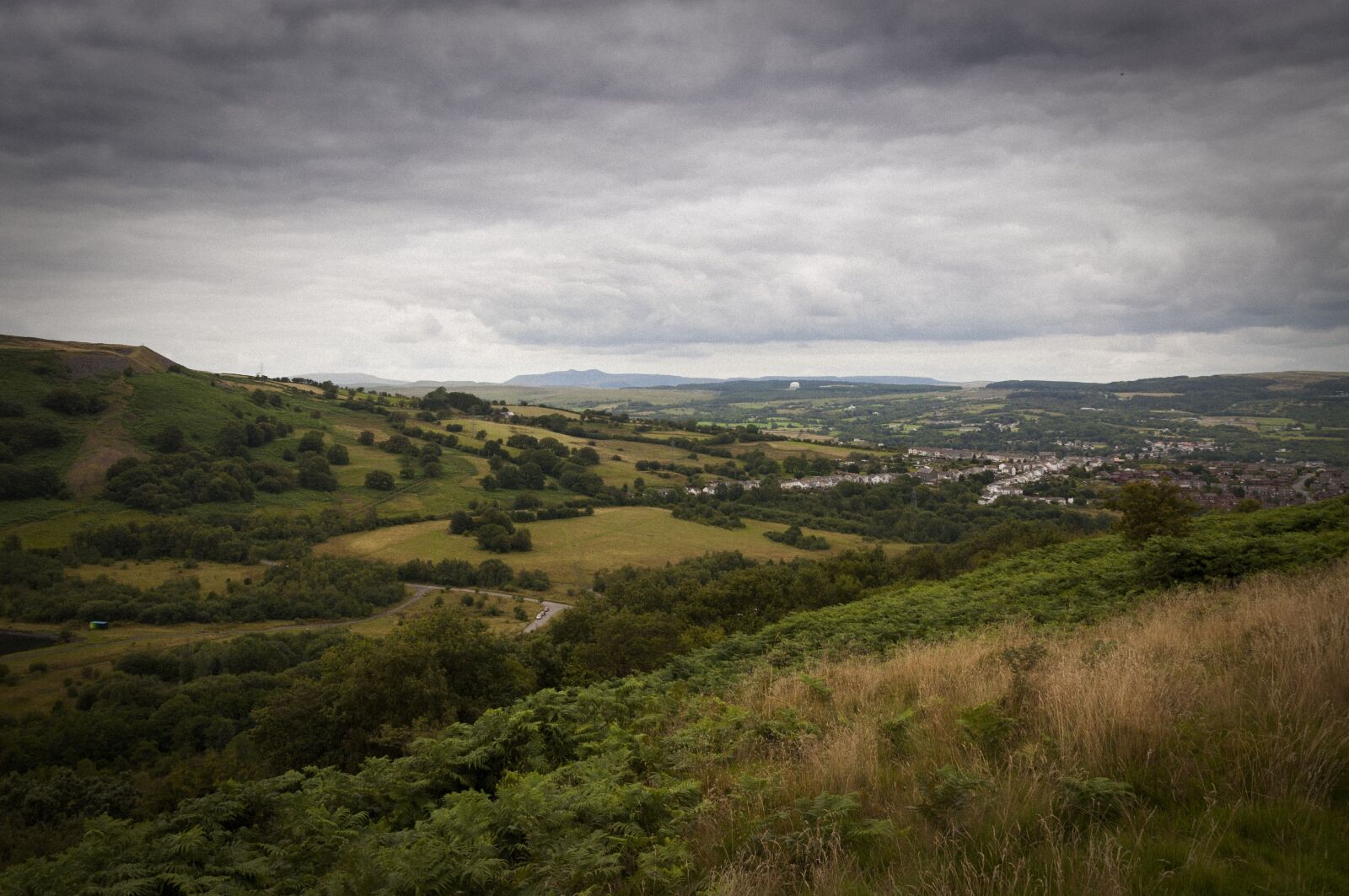 Nikon D90 sample photo. Landscape, valley, nature photography