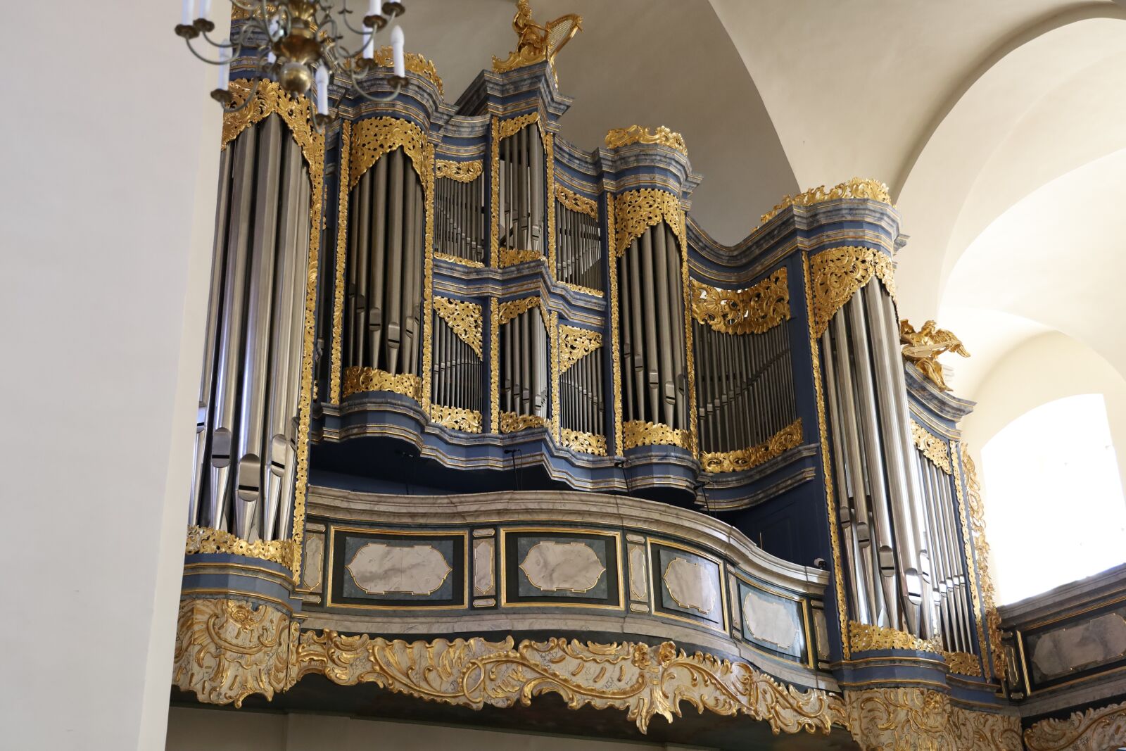 Canon RF 24-105mm F4L IS USM sample photo. Church, toruń, organ photography