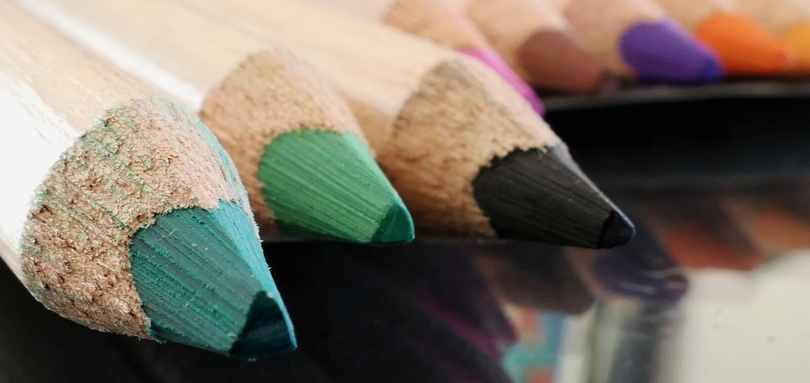 Panasonic Lumix DMC-LX10 (Lumix DMC-LX15) sample photo. Wood, background, color photography