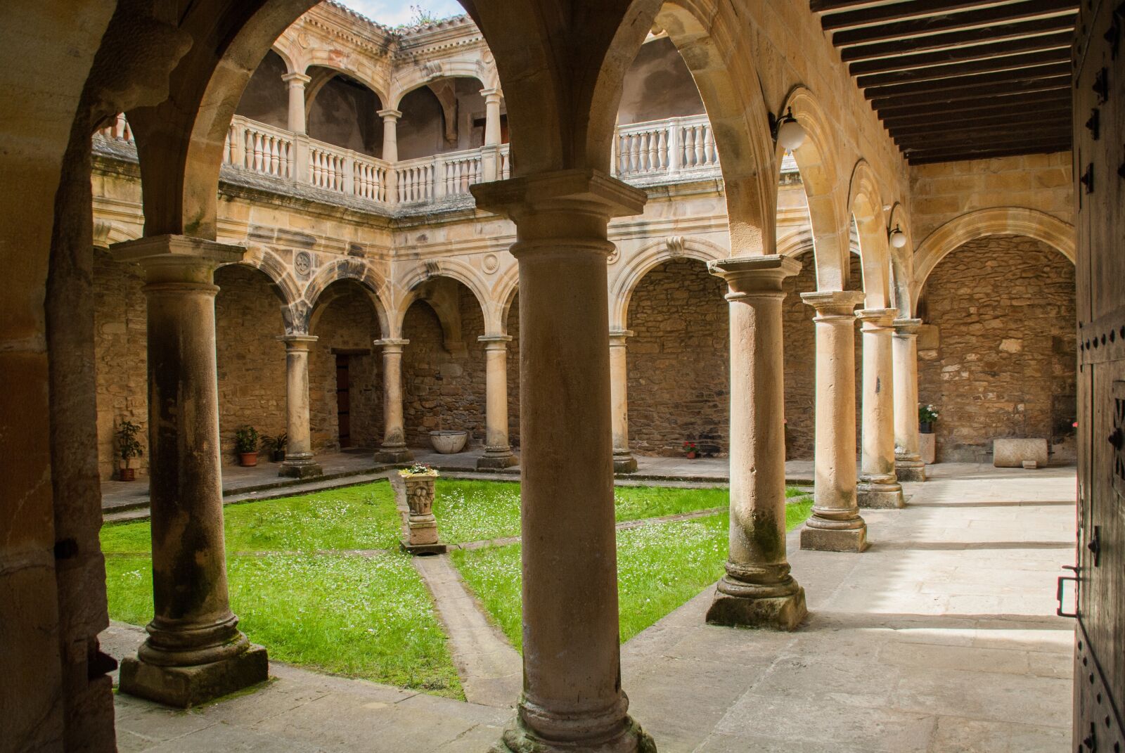 Nikon D60 sample photo. Architecture, travel, building photography