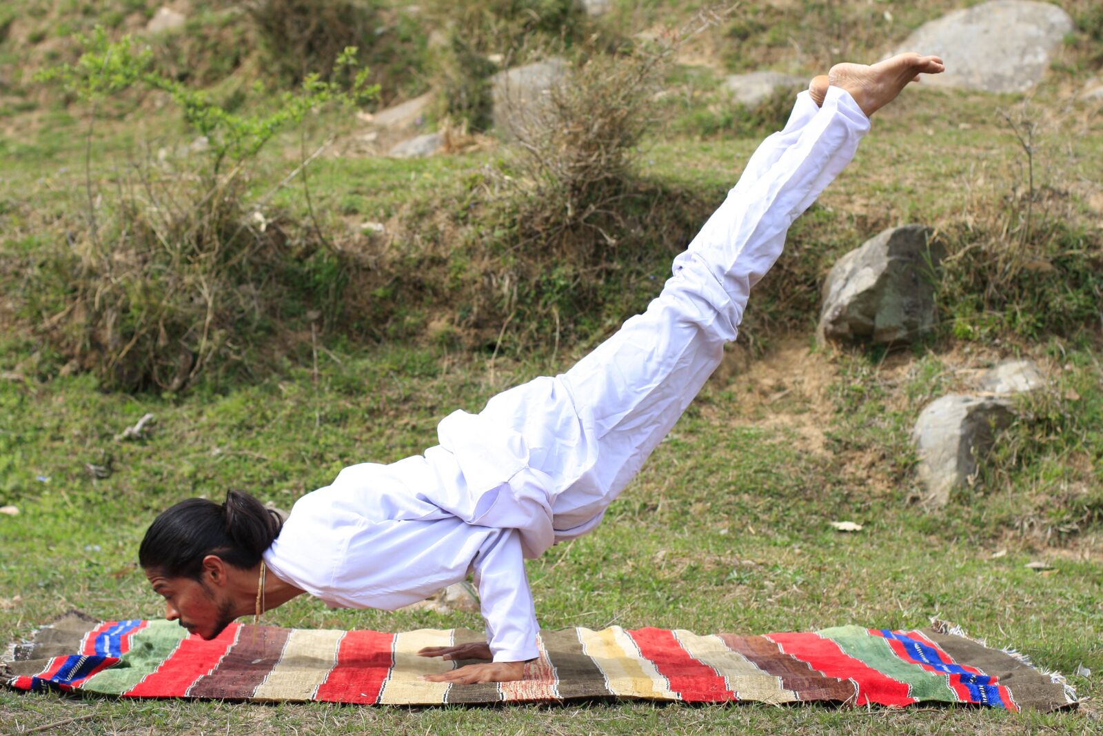 Canon EOS 40D sample photo. Yoga, indian, indian yogi photography