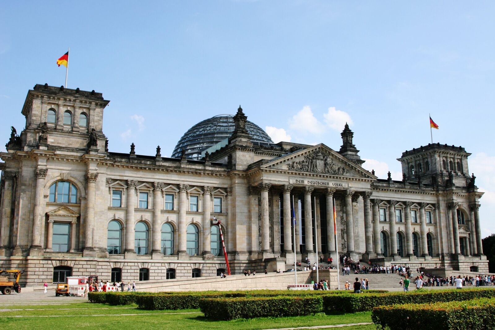 Canon EOS 20D sample photo. Bundestag, berlin, building photography