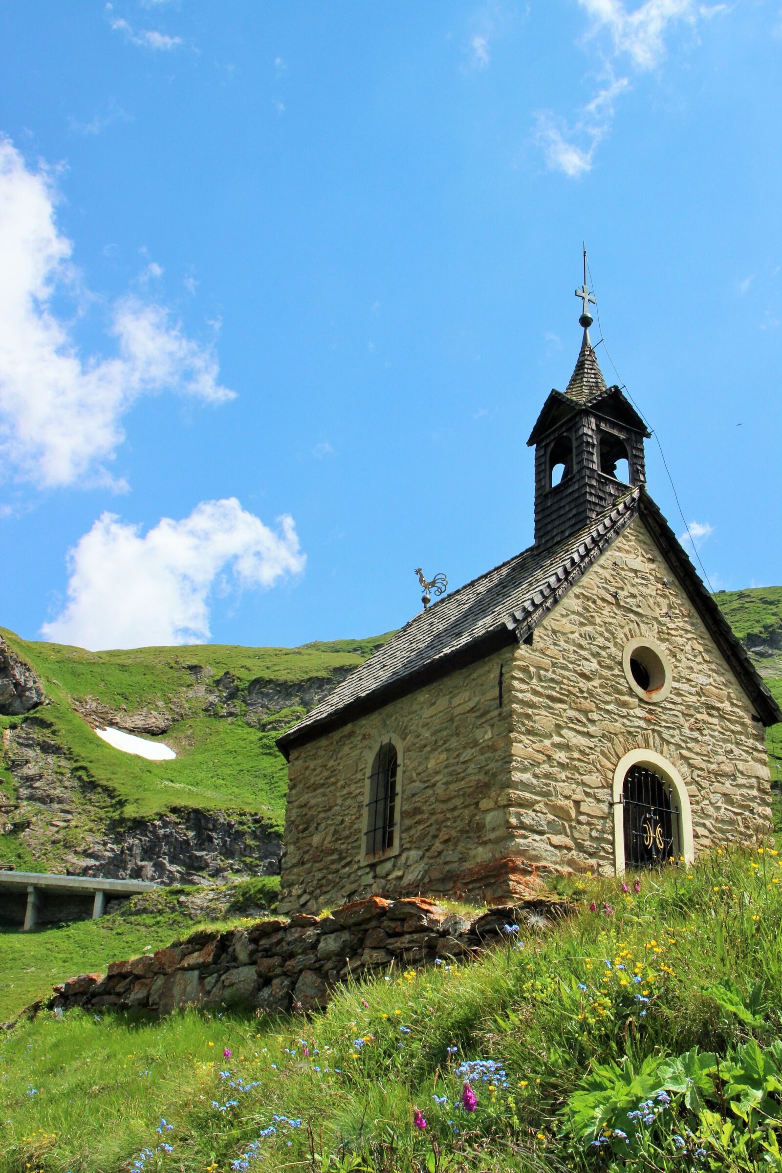 Canon EOS 600D (Rebel EOS T3i / EOS Kiss X5) sample photo. Nature, mountains, panorama photography