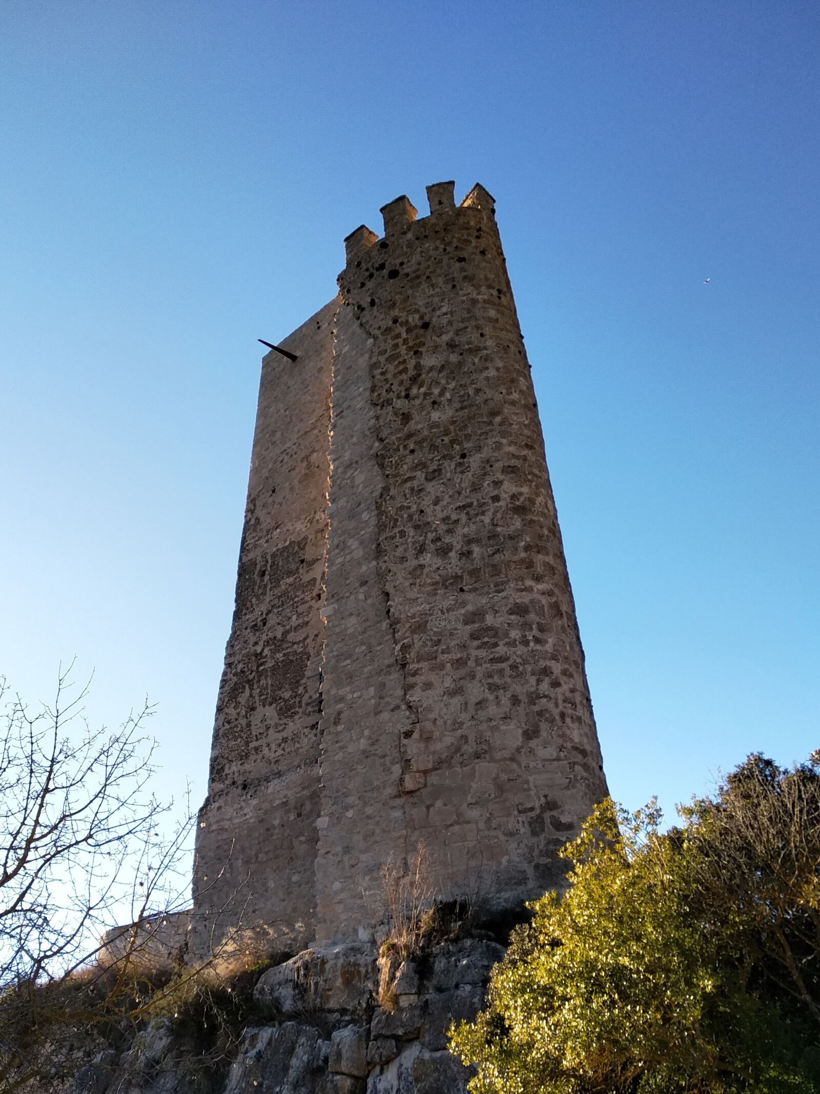 Xiaomi Mi A2 Lite sample photo. Tower, castle, architecture photography