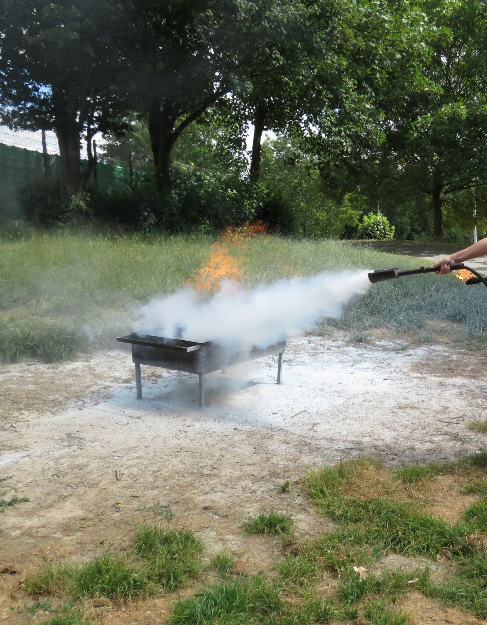 Canon PowerShot SX60 HS sample photo. Fire, delete exercise, fire photography