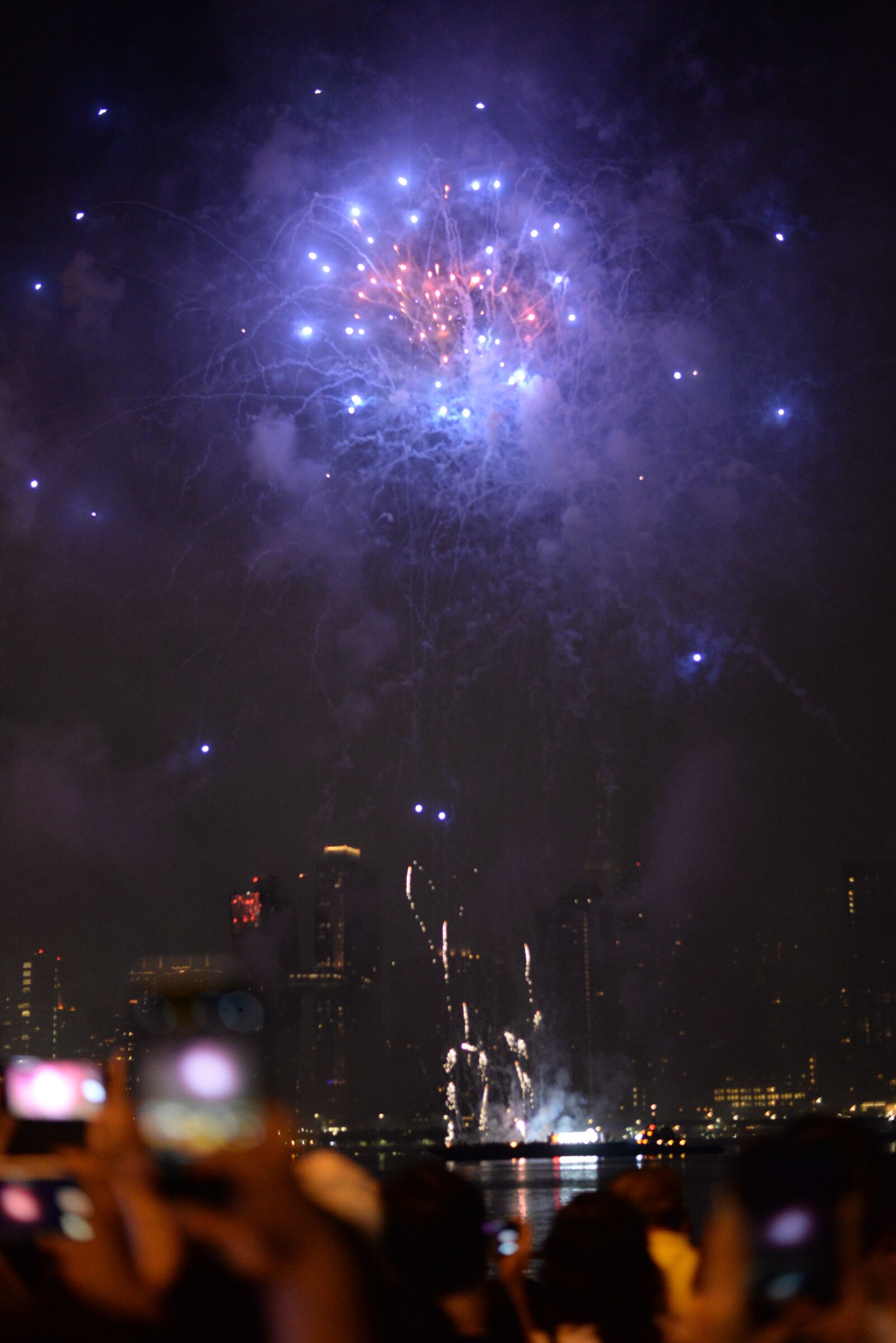 Nikon D610 sample photo. Fireworks, 4th of july photography