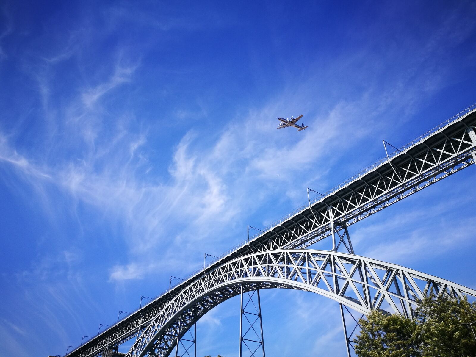 HUAWEI P9 sample photo. Sky, bridge, trip photography
