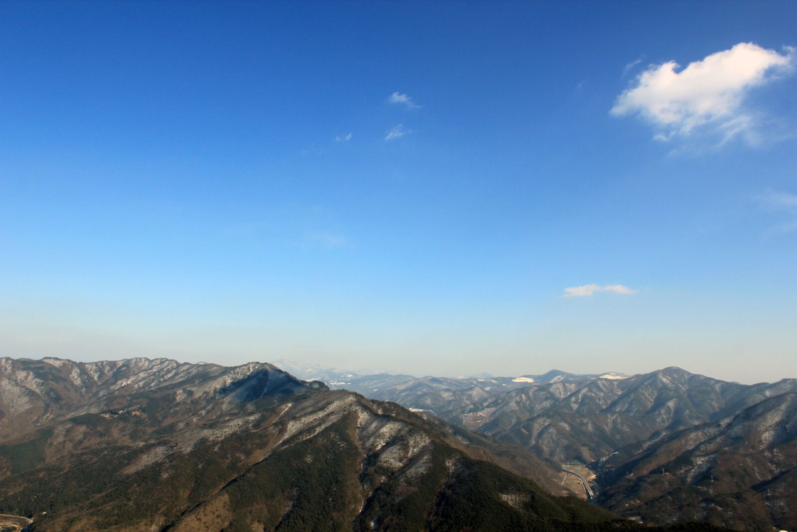 Canon EOS 550D (EOS Rebel T2i / EOS Kiss X4) sample photo. Mountain, choice, gangwon do photography