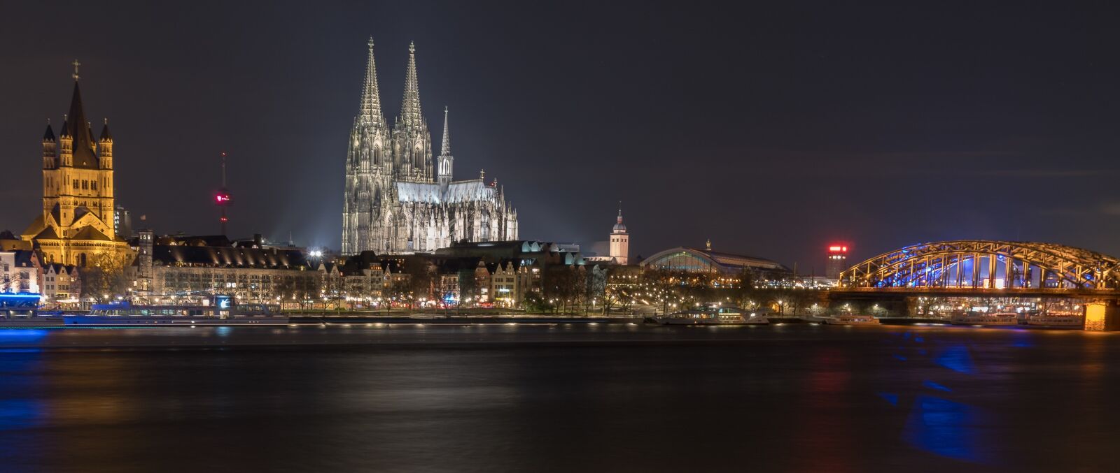 Sony a6500 + Sony Vario-Tessar T* E 16-70mm F4 ZA OSS sample photo. River, panorama, city photography