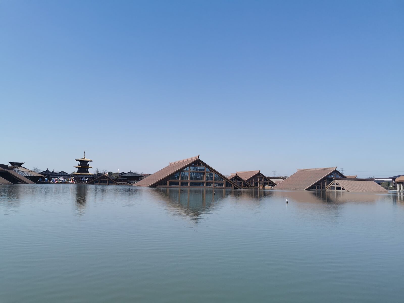 HUAWEI P30 Pro sample photo. Water, building, buildings photography