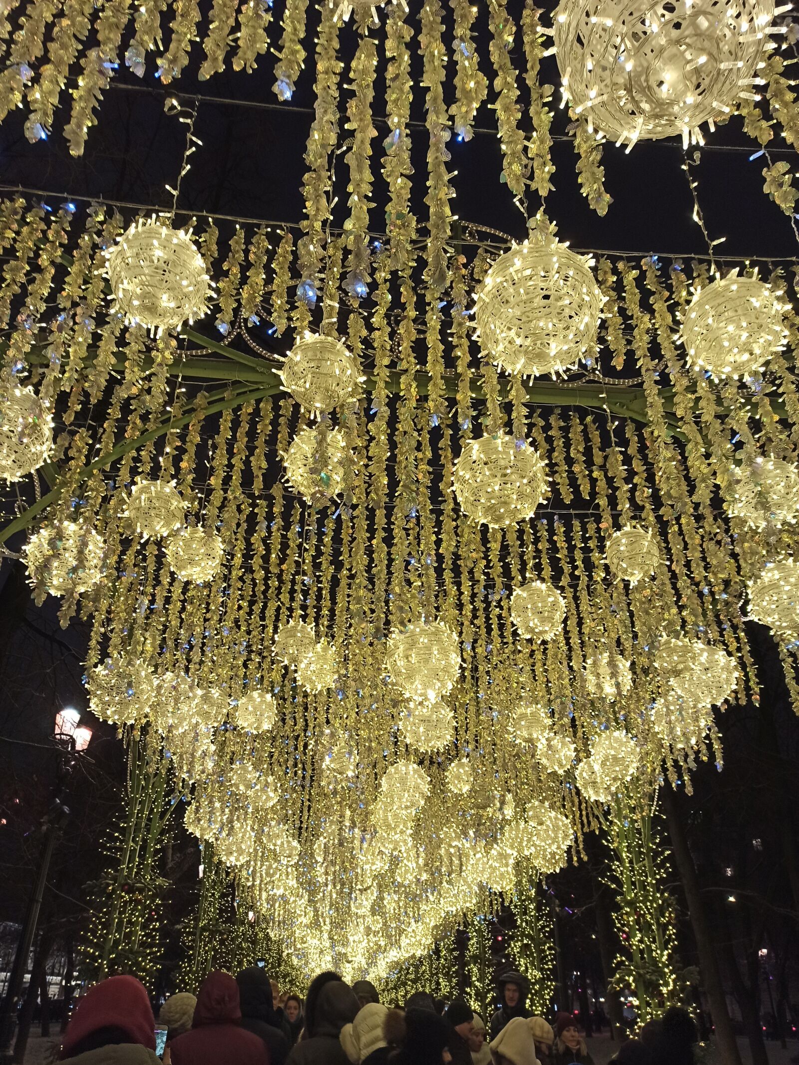 Xiaomi Redmi Note 8 Pro sample photo. Winter, new year's eve photography