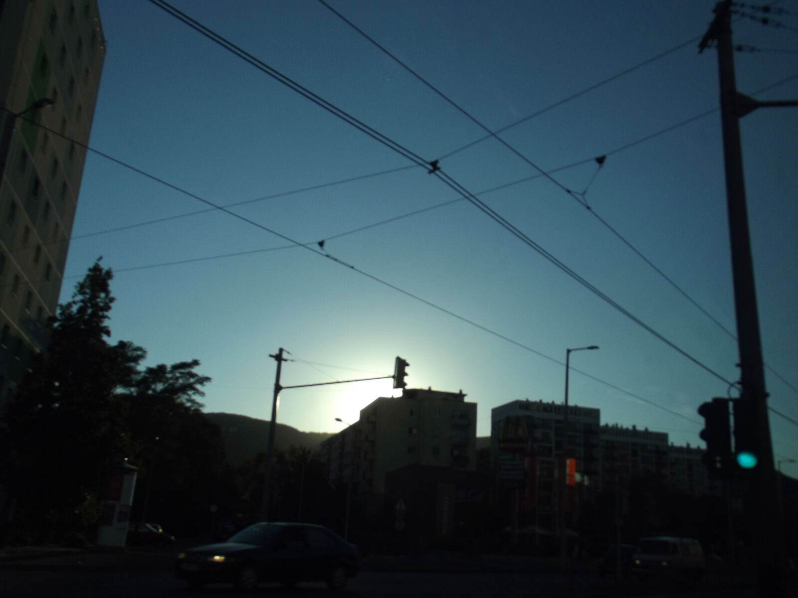 FujiFilm FinePix S2950 (FinePix S2990) sample photo. Budapest, early, hours, street photography