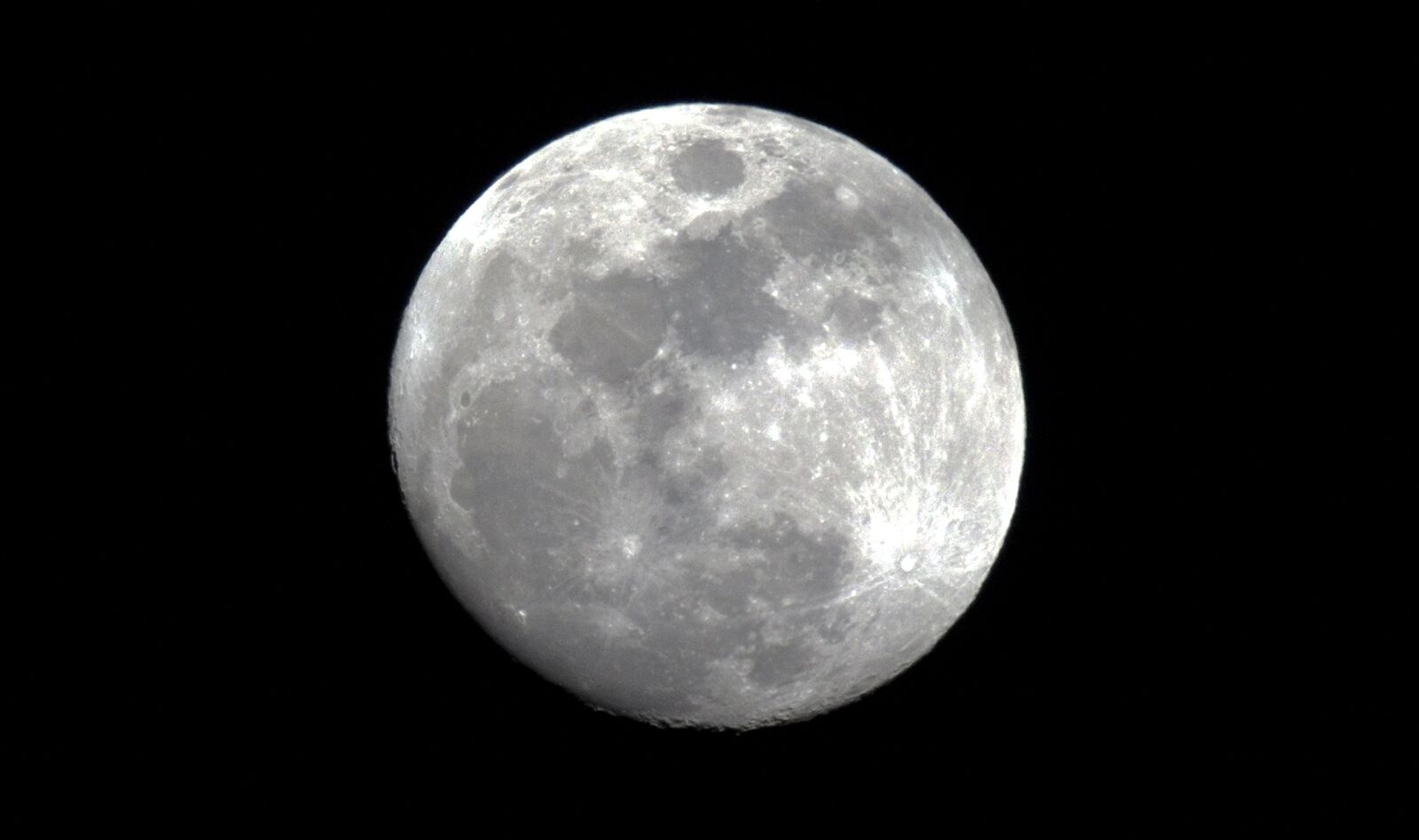 Canon EOS 1200D (EOS Rebel T5 / EOS Kiss X70 / EOS Hi) sample photo. Moon, space, sky photography