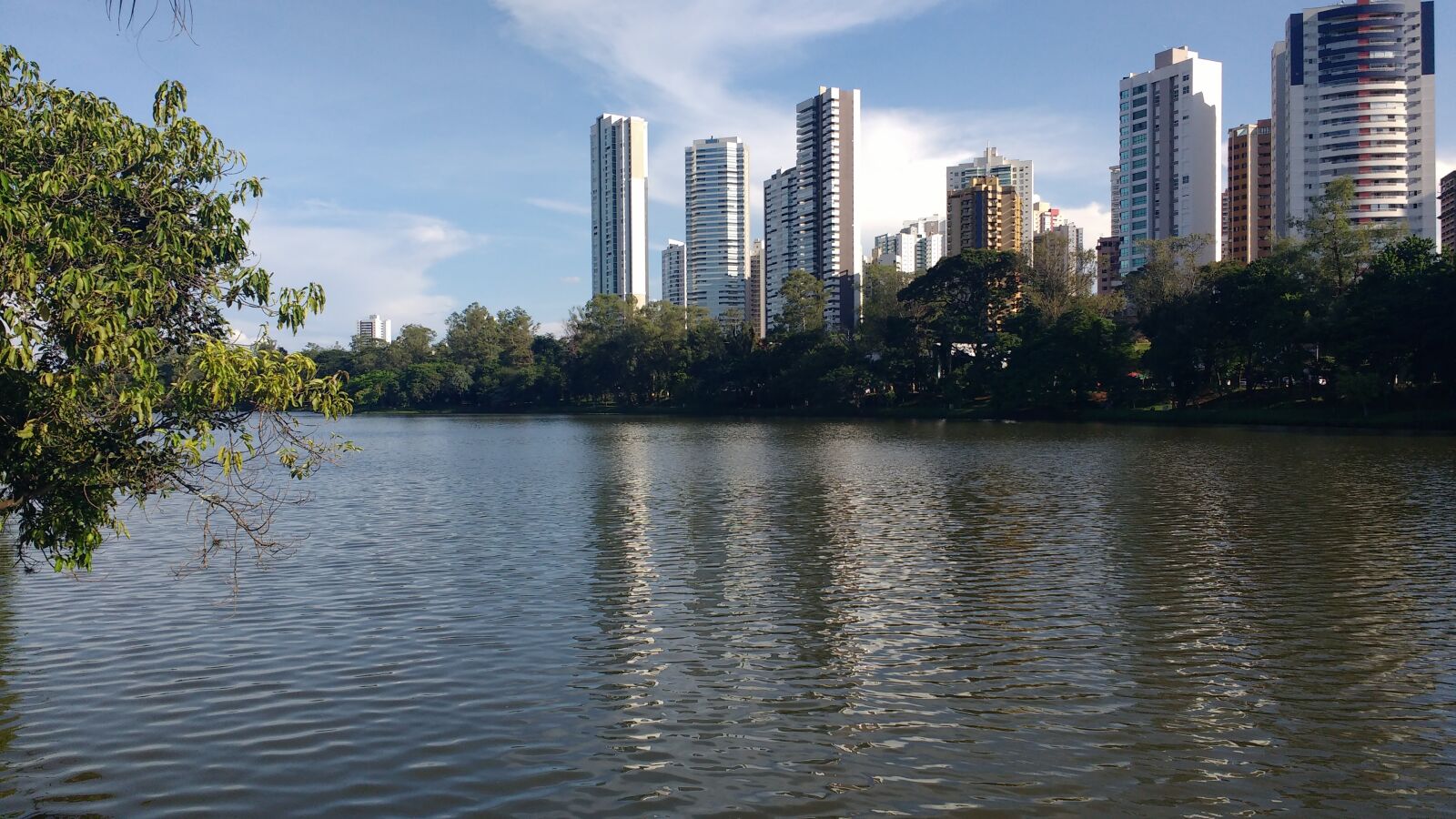 Motorola MotoG3 sample photo. London, lake, igapo photography
