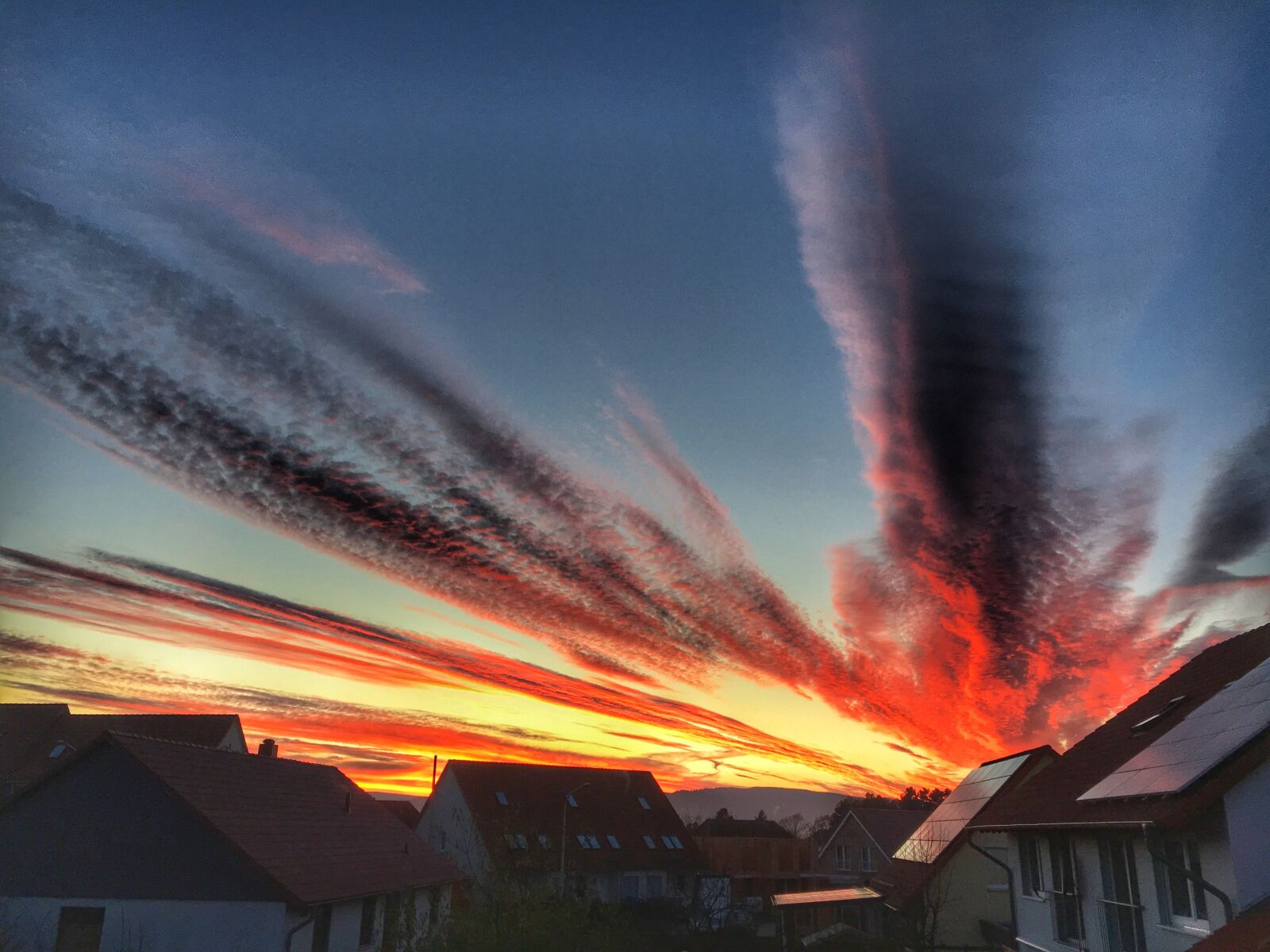 Apple iPhone 6s sample photo. Sky, afterglow, sunset photography