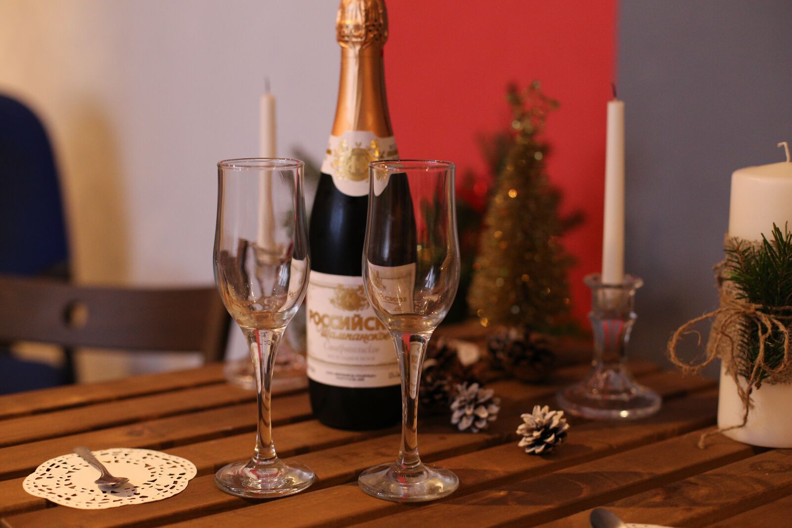 Canon EOS 6D + Canon EF 50mm F1.4 USM sample photo. Champagne, new year's eve photography