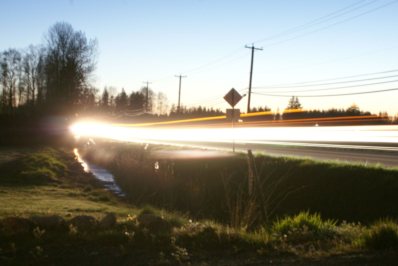 Sony Alpha DSLR-A200 sample photo. Streak, light, highway photography