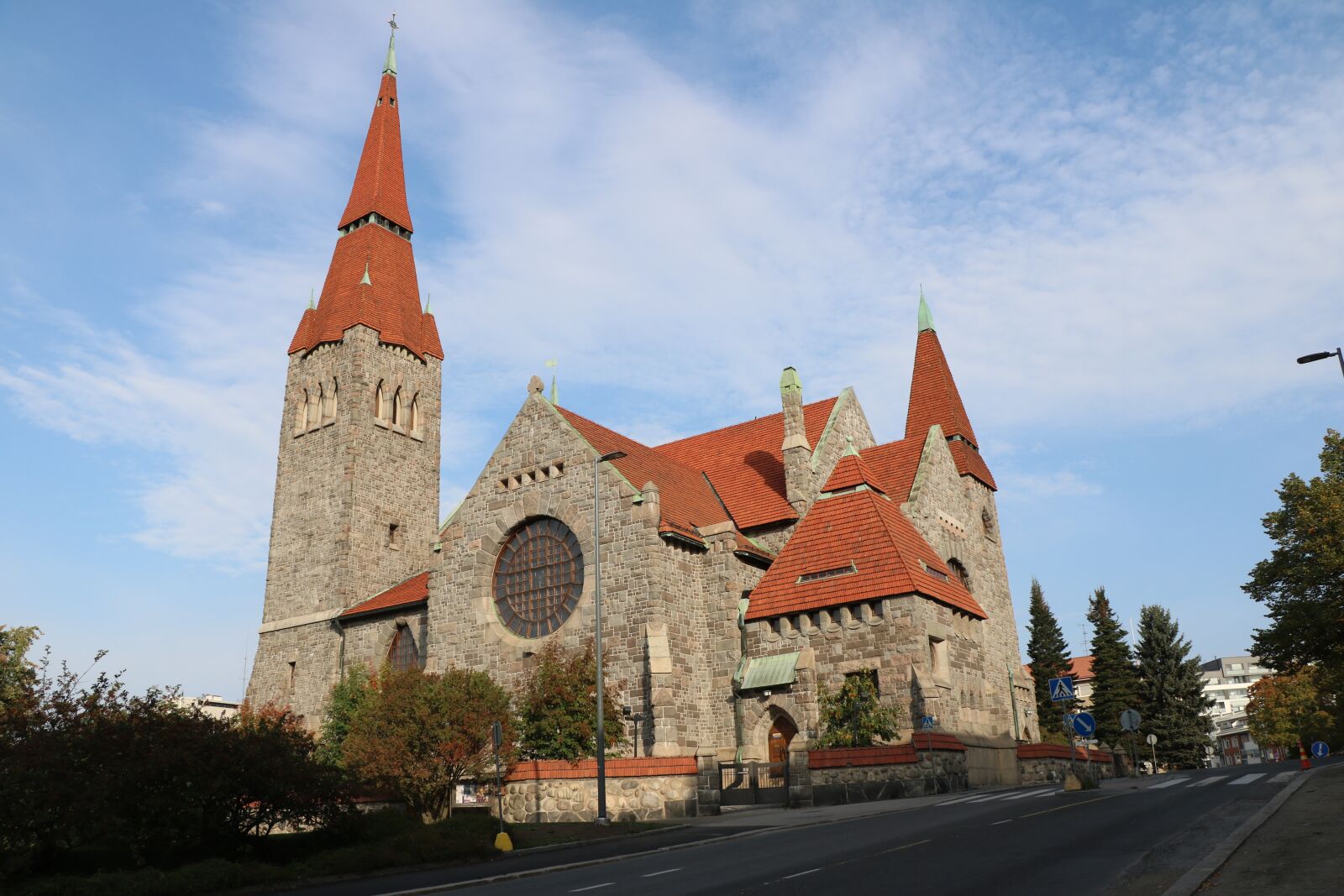 Canon EOS 750D (EOS Rebel T6i / EOS Kiss X8i) sample photo. Architecture, building, church photography