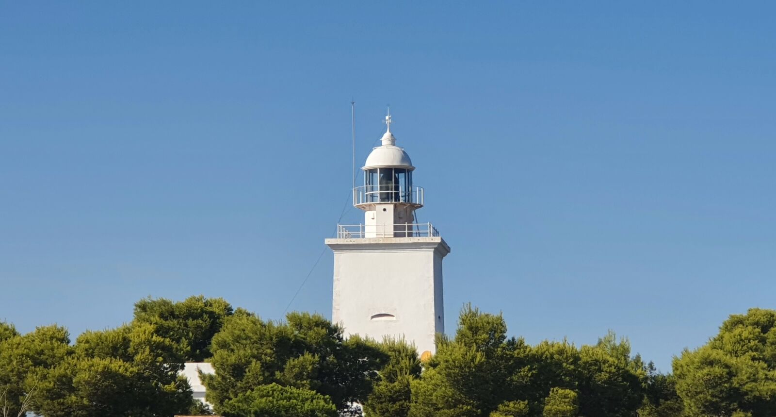 Samsung SM-G973F sample photo. Lighthouse, island, light photography