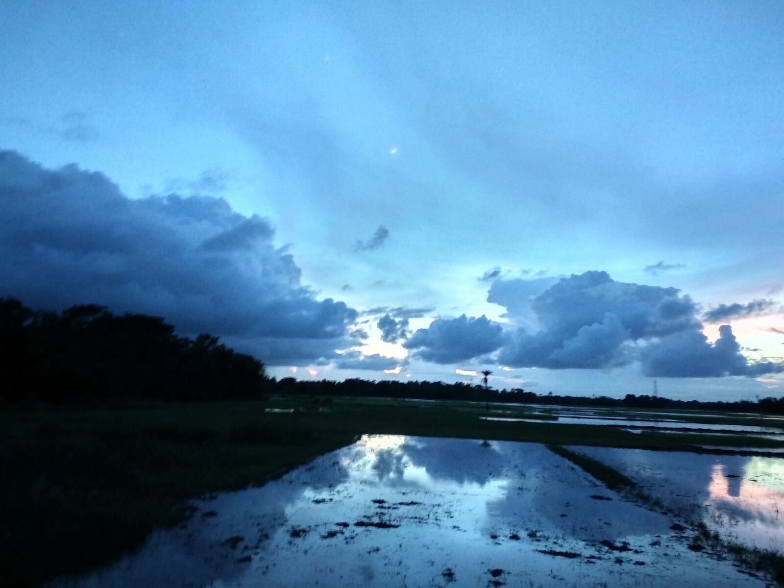 Xiaomi Redmi Note 5 sample photo. Nature, sky, landscape photography