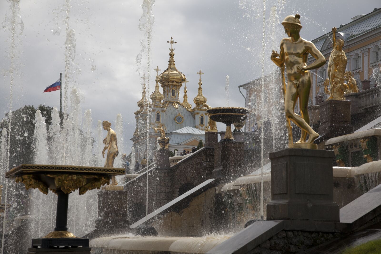 Canon EOS 5D Mark II sample photo. St peterburg, russia, peterhof photography