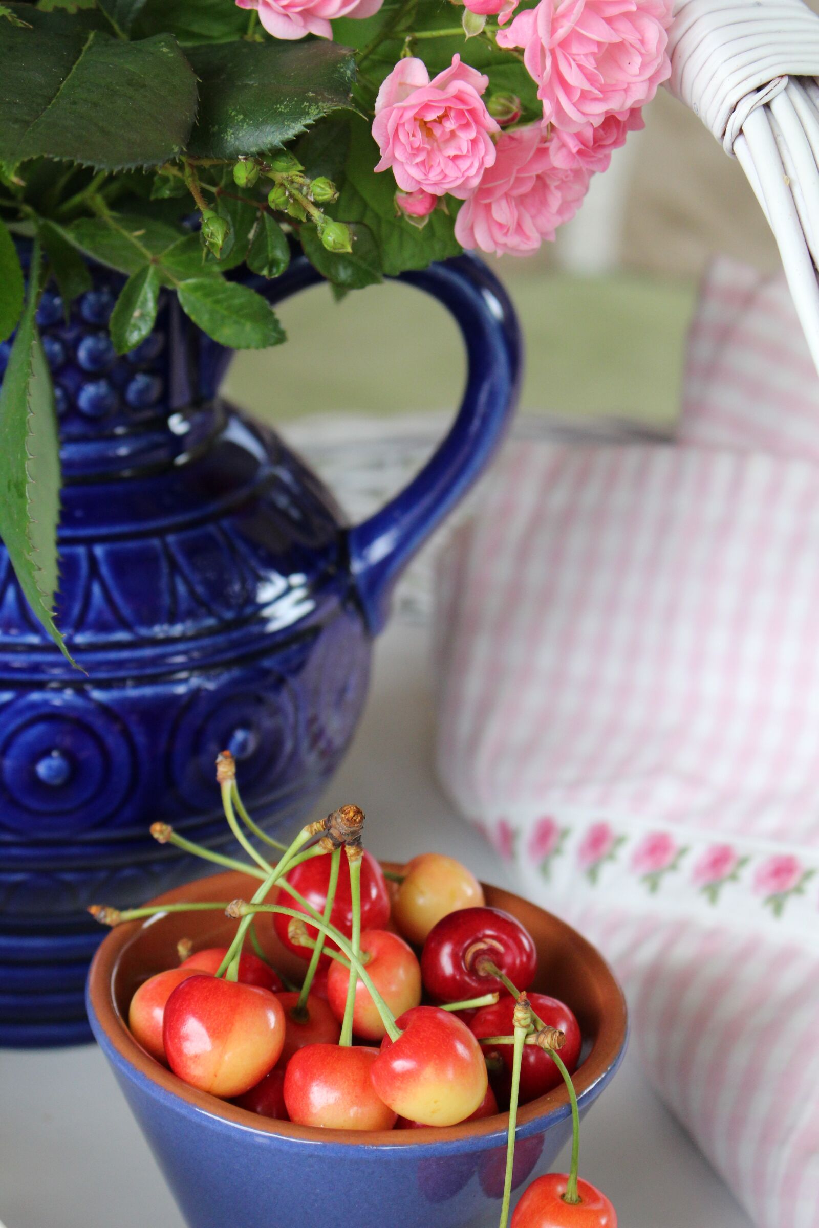 Canon EOS 700D (EOS Rebel T5i / EOS Kiss X7i) sample photo. Cherries, fruit, flowers photography