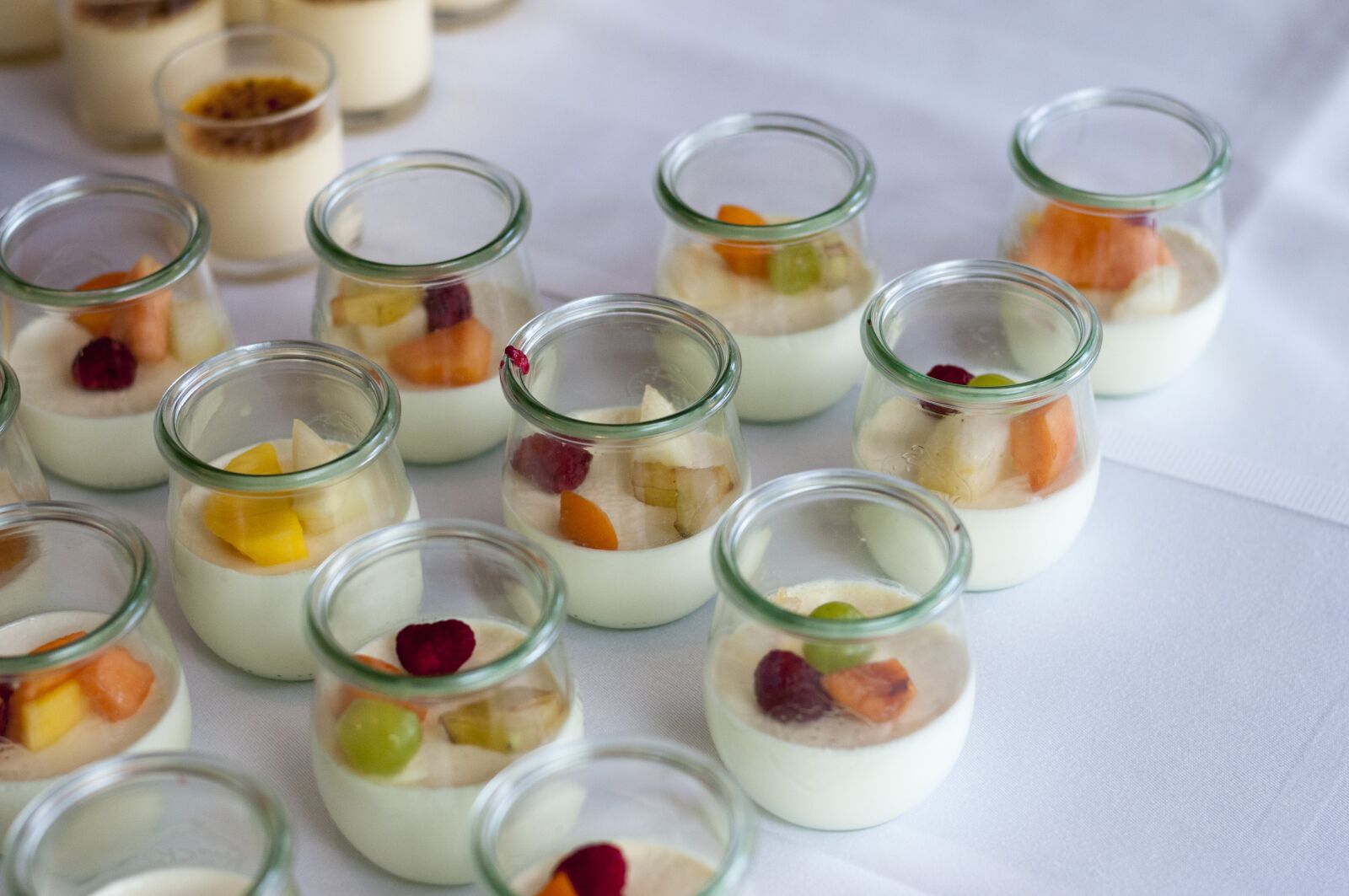 Nikon D300 sample photo. Dessert, yoghurt, glasses photography