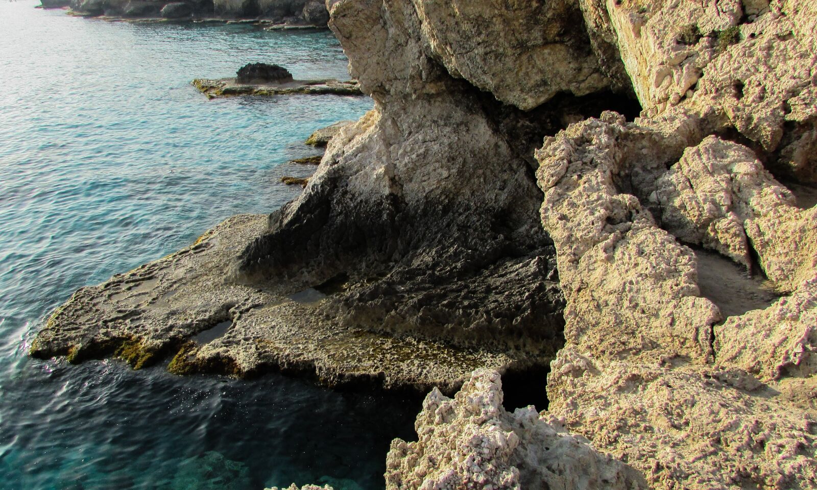 Canon PowerShot SX400 IS sample photo. Cyprus, ayia napa, rocky photography