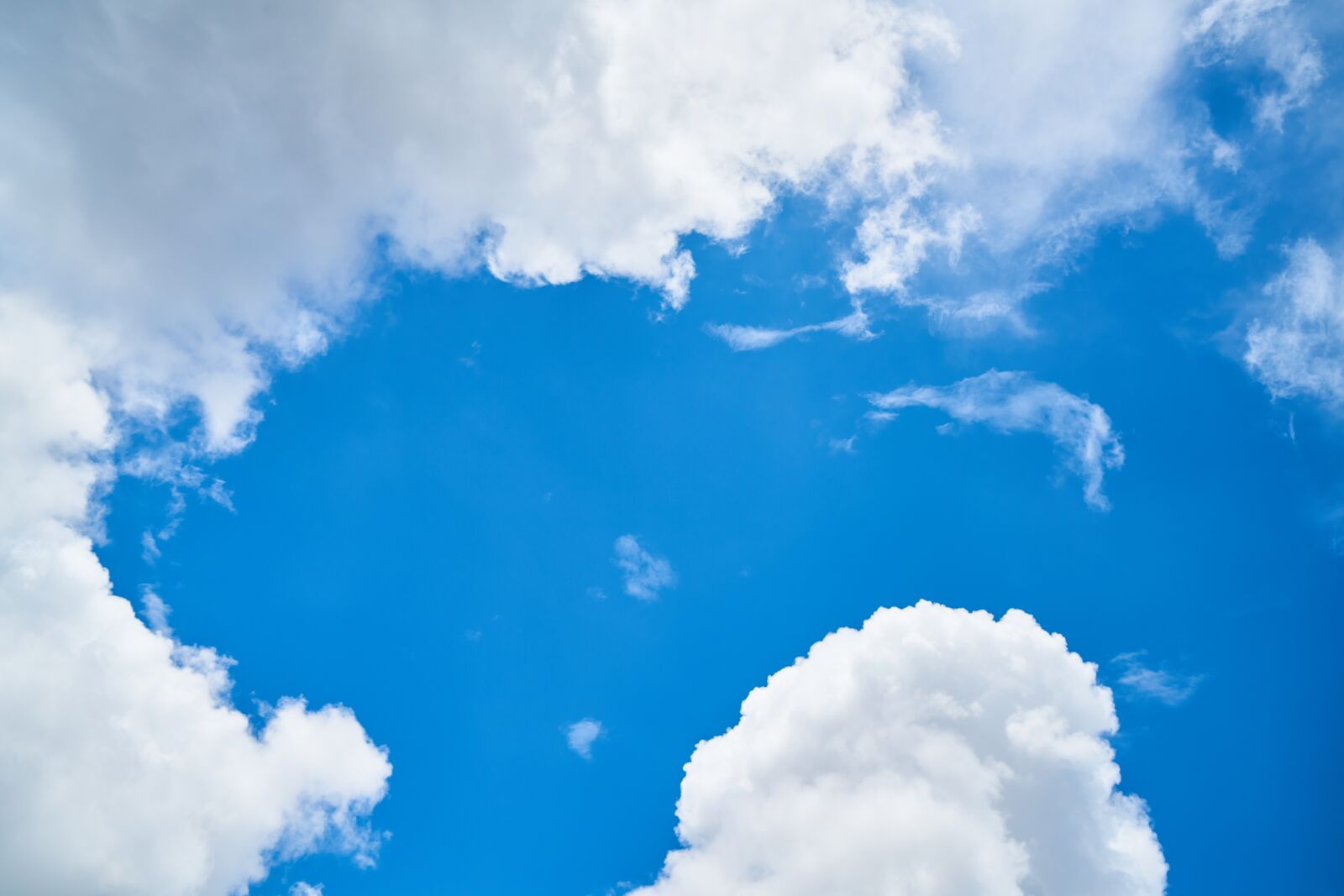 Sony a7R II sample photo. Cloud, blue, composition photography