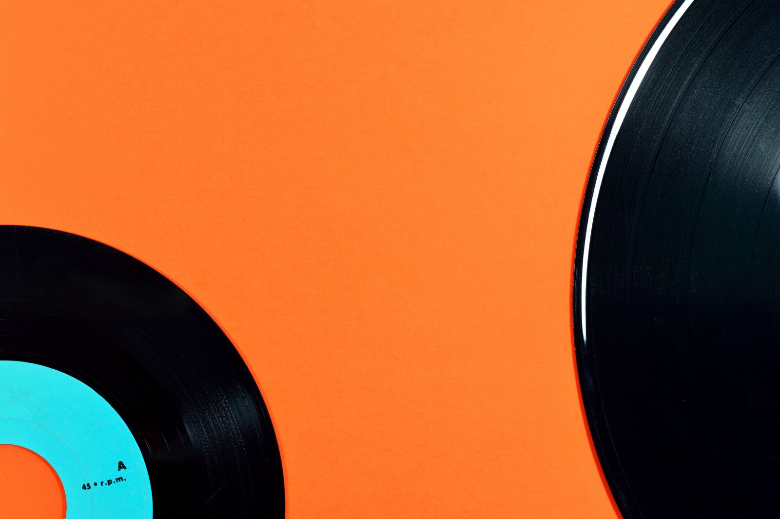 Nikon D3200 sample photo. Background, retro, disk photography