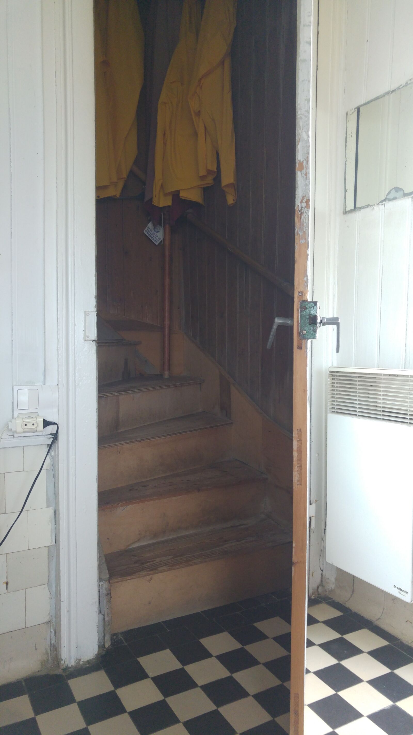 LG G4 sample photo. Door, open, house photography