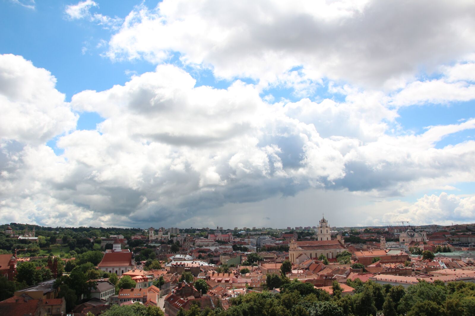 Canon EOS 600D (Rebel EOS T3i / EOS Kiss X5) sample photo. Lithuania, vilnius, vilna photography