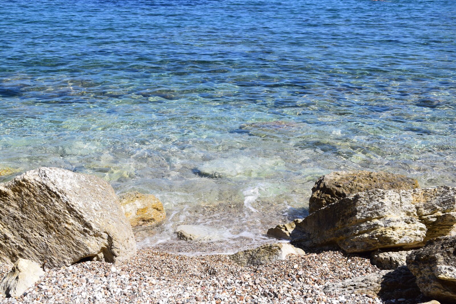 Tamron 18-200mm F3.5-6.3 Di II VC sample photo. Beach, blue, light blue photography