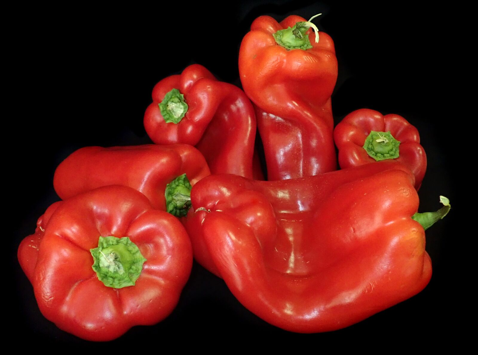 Olympus TG-5 sample photo. Capsicum, peppers, vegetables photography