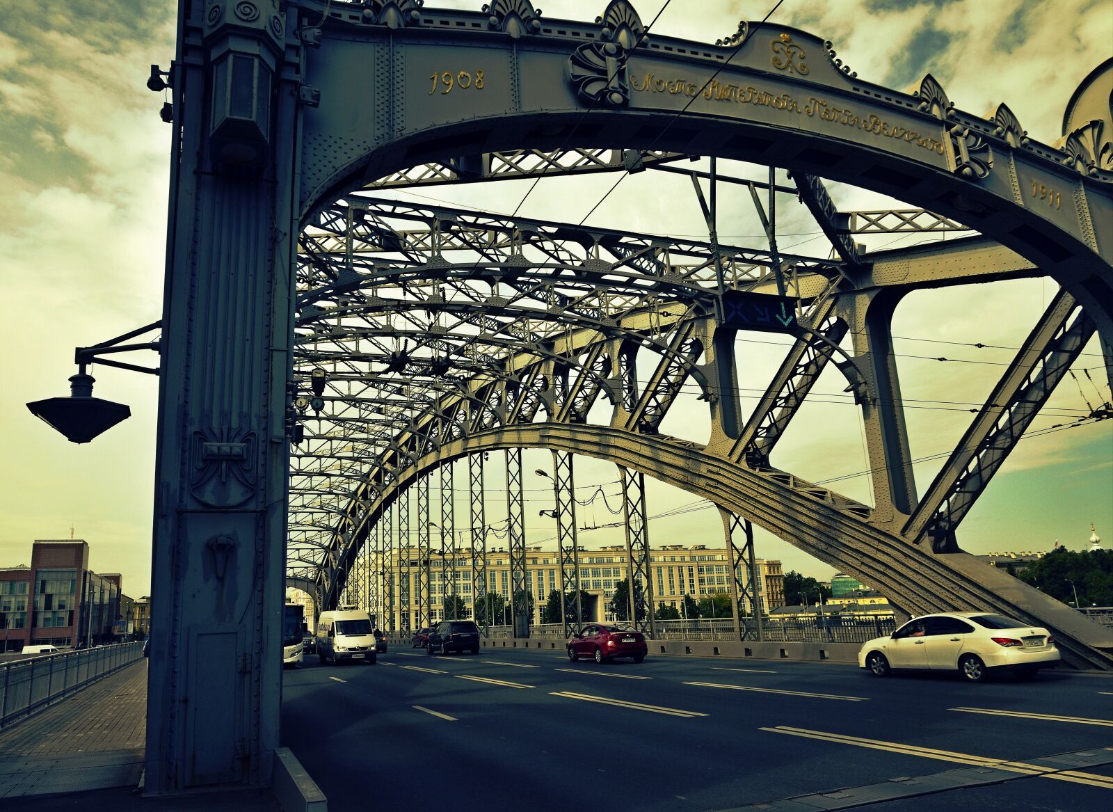 Nikon D5100 sample photo. Brücke, himmel, auto photography