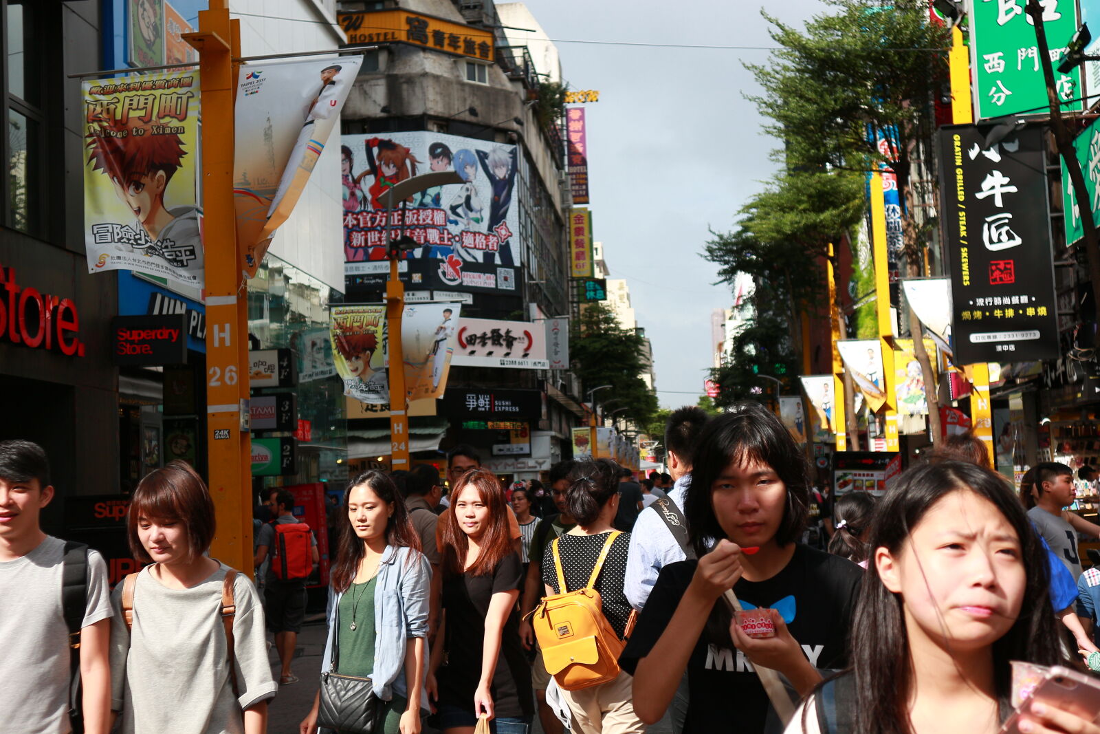 Canon EOS M sample photo