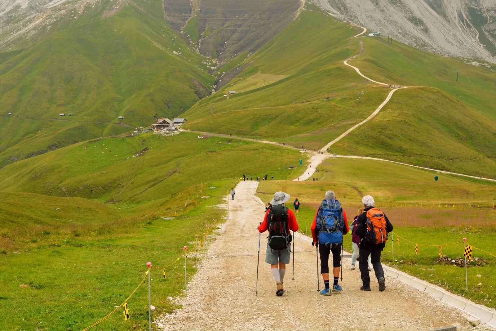 Nikon D7100 sample photo. Excursion, mountain, tourists photography