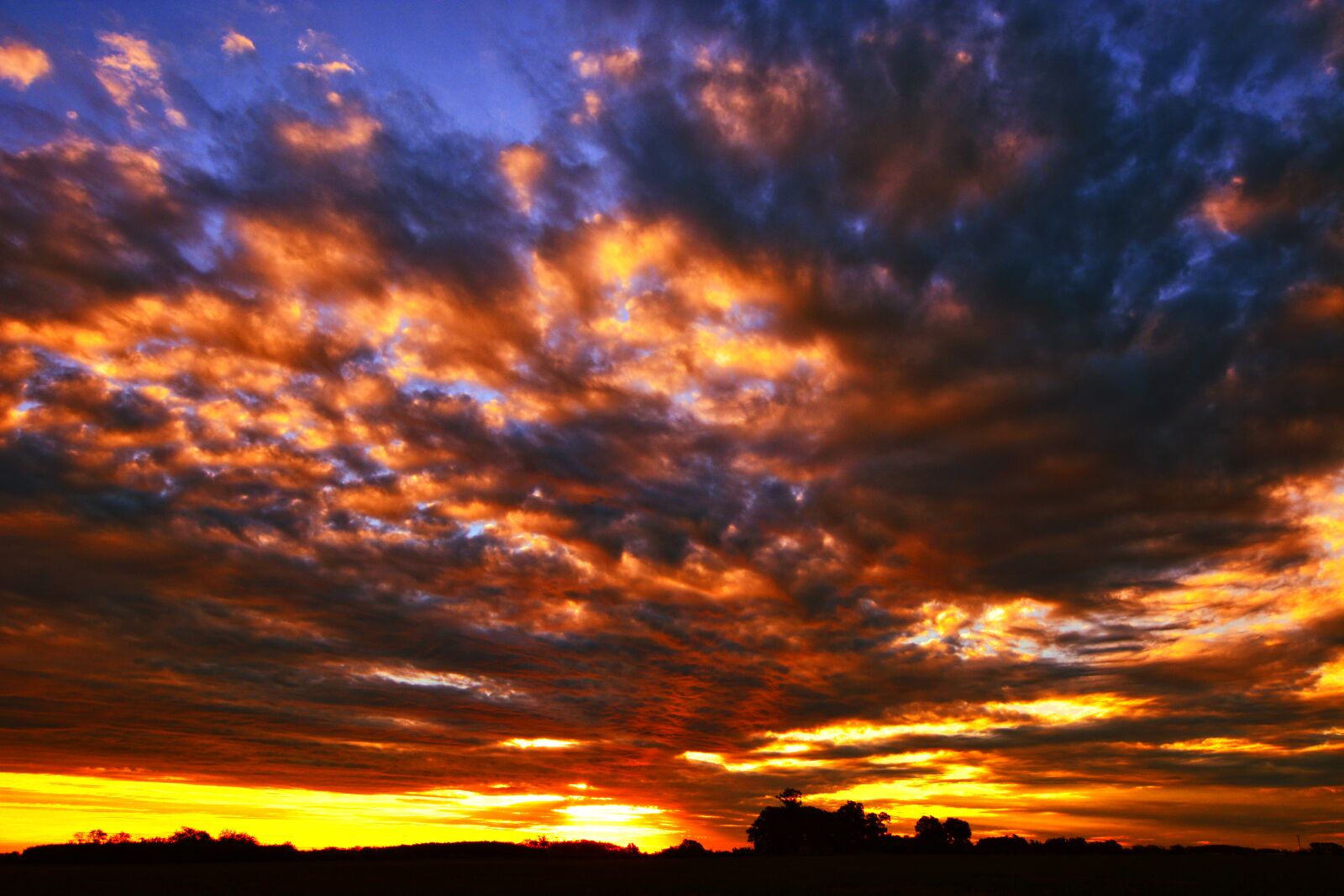 Nikon D5200 sample photo. Clouds, sunset, sky photography