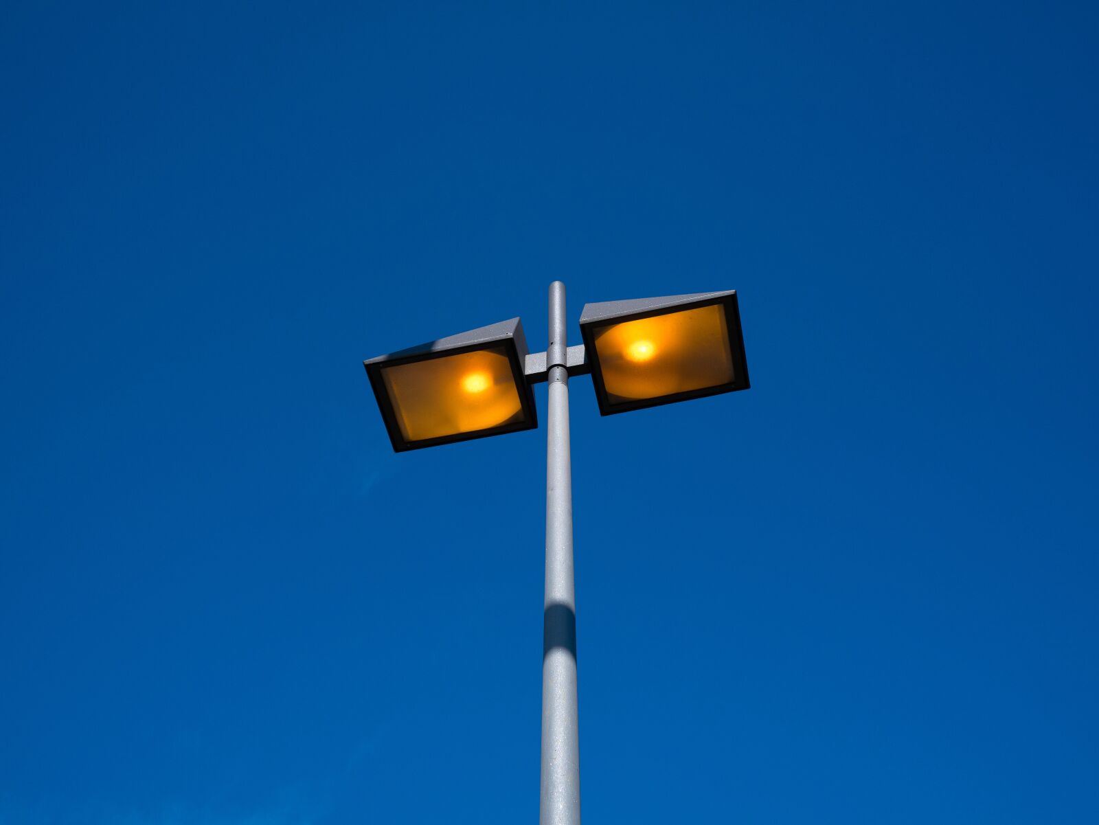 Panasonic Lumix DMC-GM1 sample photo. Street lamp, sky, lantern photography