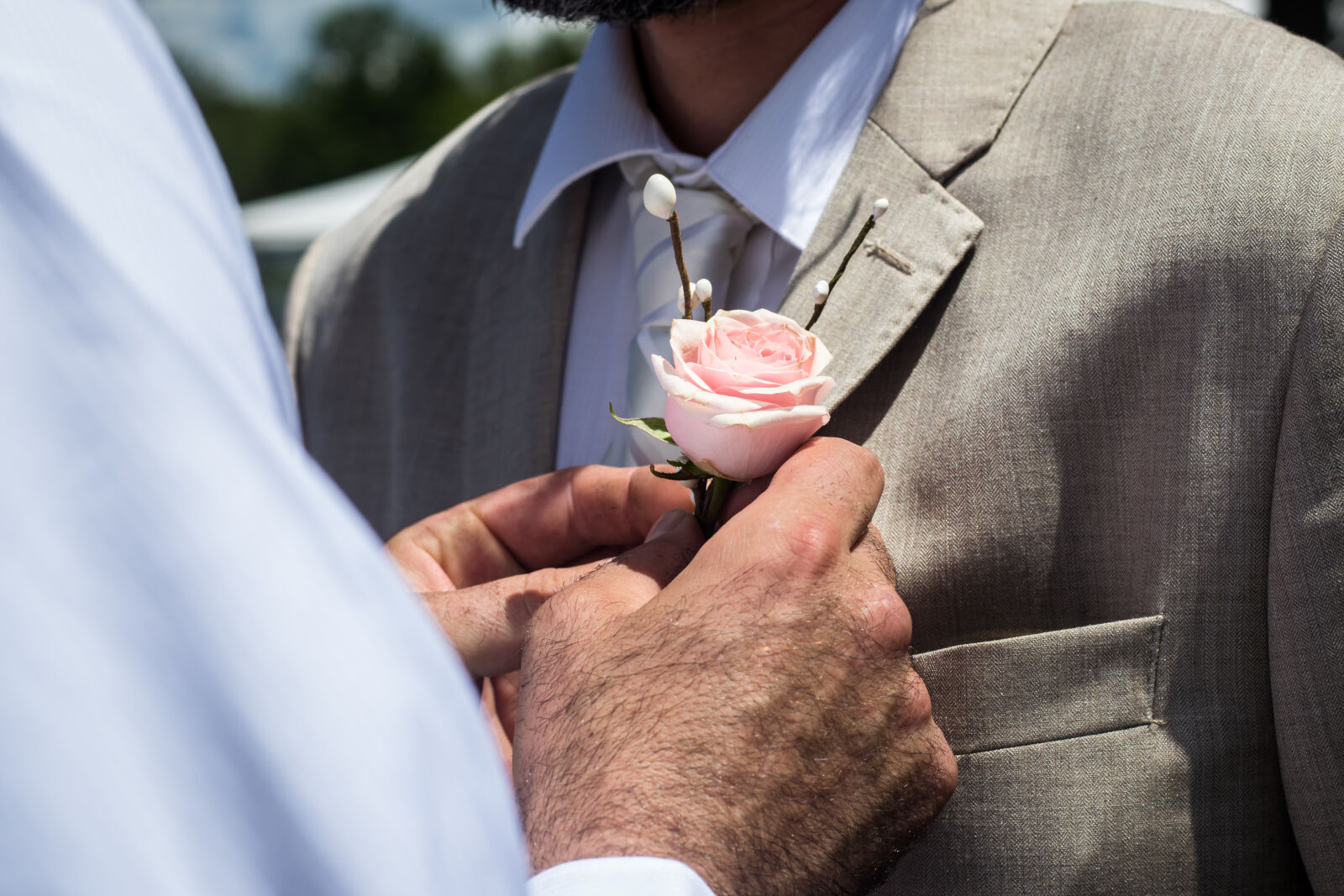 Canon EF 50mm F1.8 STM sample photo. Bestman, boutonniere, flower, groom photography
