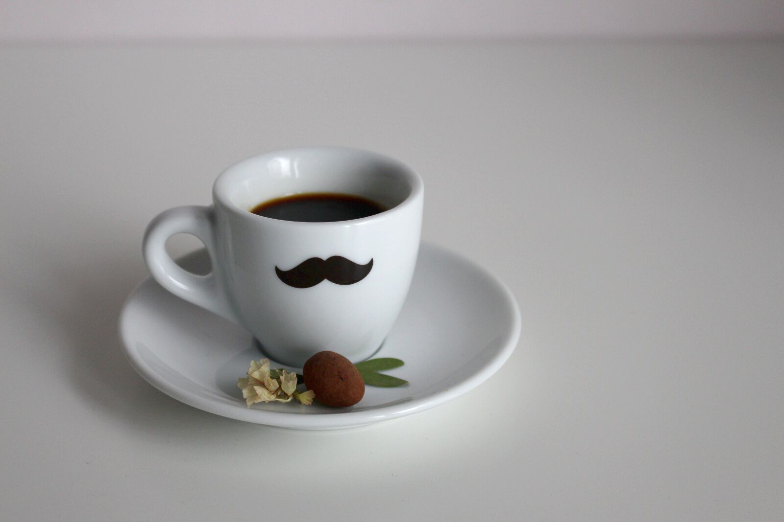 Canon EOS 700D (EOS Rebel T5i / EOS Kiss X7i) sample photo. Cup, kaffeen, coffee cup photography