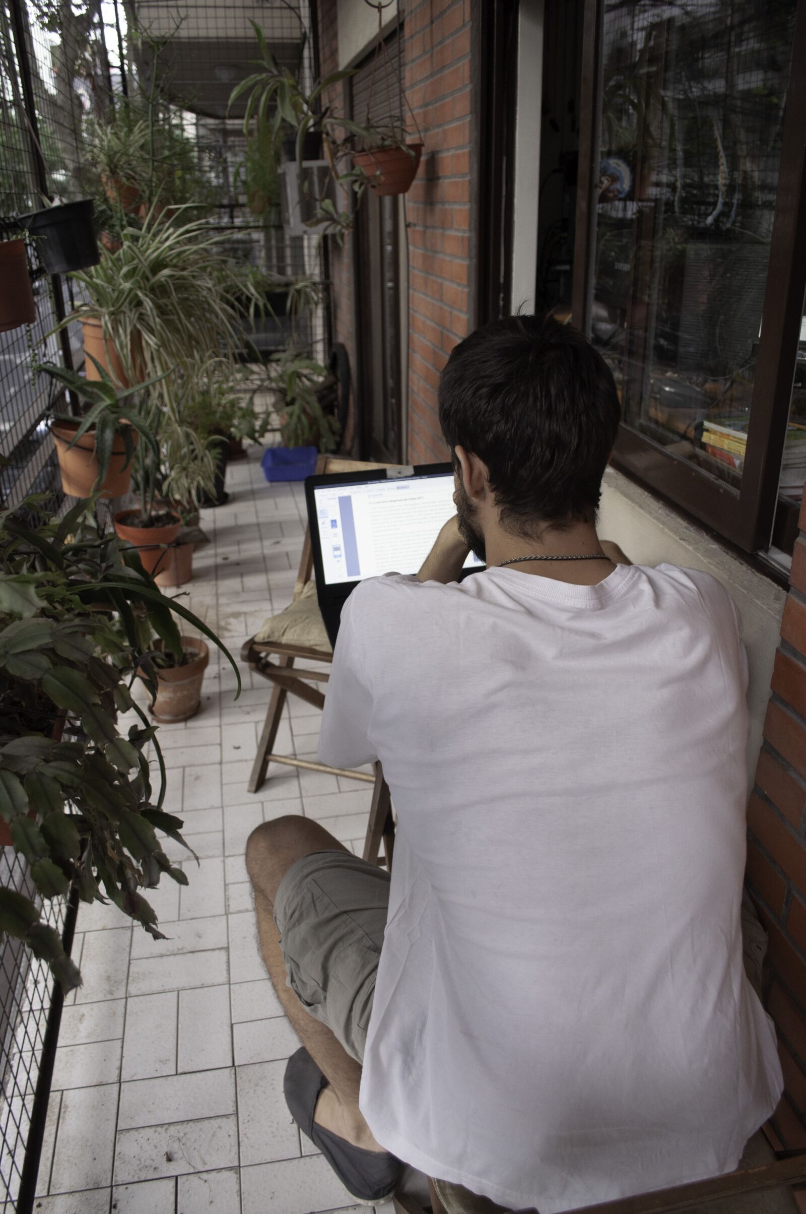 Nikon D5000 sample photo. People, work, house photography