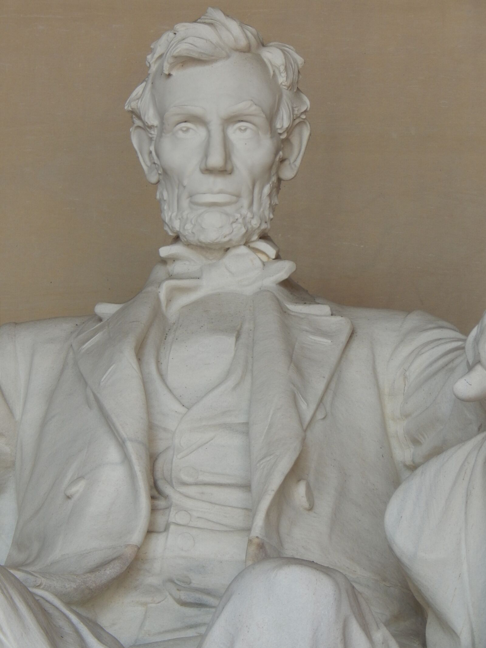 Nikon Coolpix L820 sample photo. Lincoln, statue, washington photography