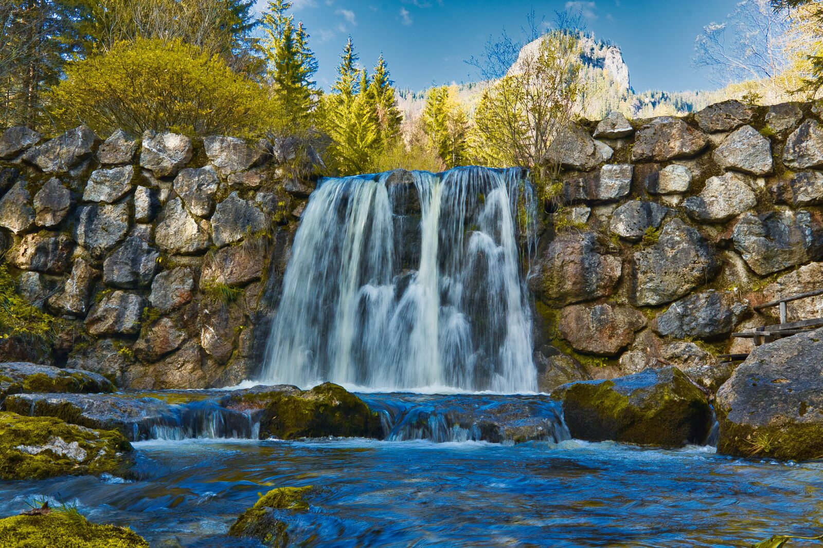 Canon 18-35mm F1.8 DC HSM | Art 013 sample photo. Waterfall, bach, water photography