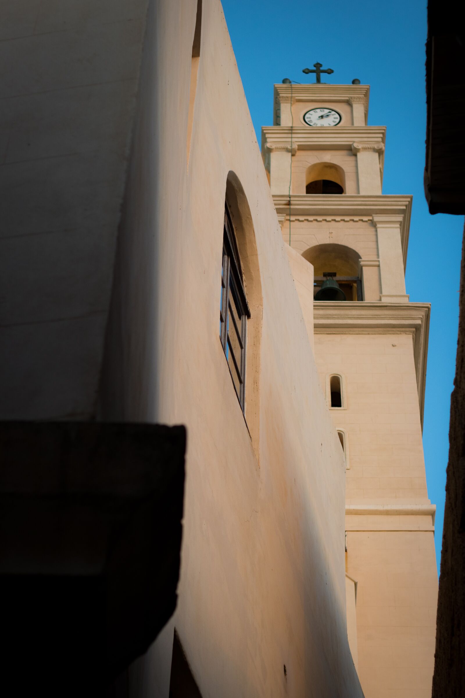 Canon EOS 800D (EOS Rebel T7i / EOS Kiss X9i) sample photo. Steeple, church, bell tower photography